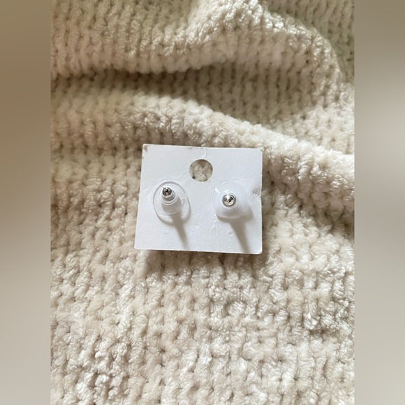 Swarovski Crystal earring set - Picture 4 of 4